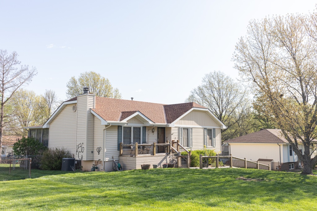 The house where Yarl was shot at the front door.