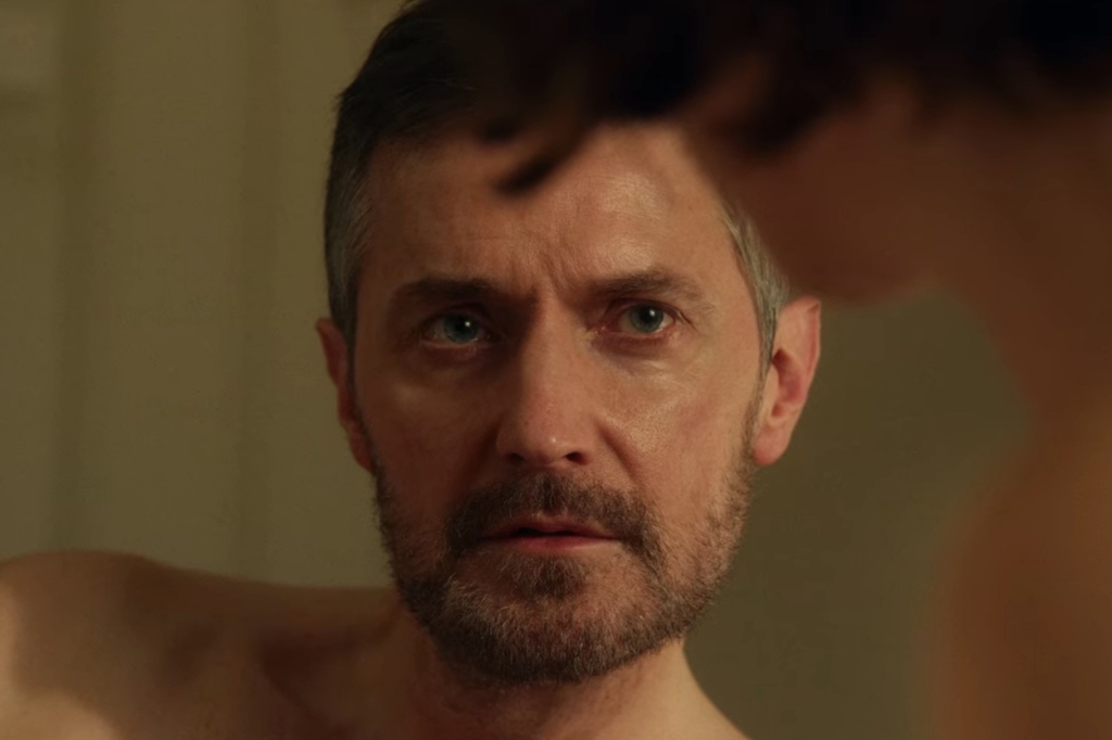 Richard Armitage is seen playing scheming surgeon, William, who develops an obsession with his soon-to-be daughter-in-law. 