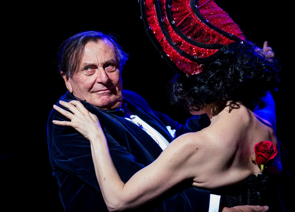 Barry Humphries.