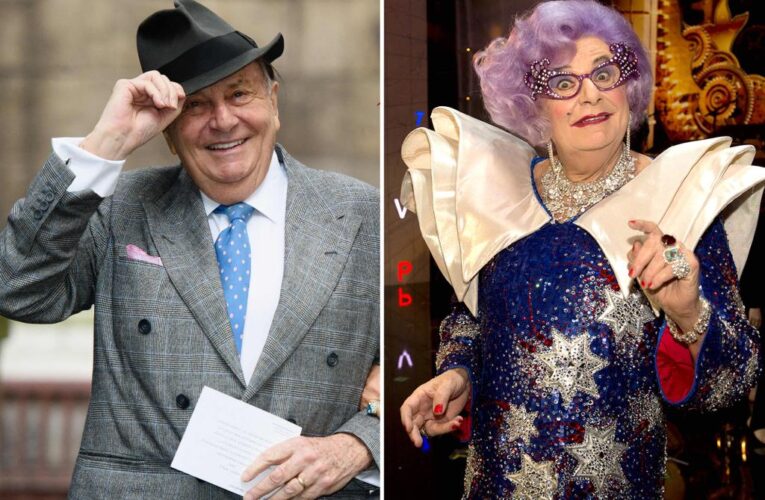 Dame Edna Everage actor Barry Humphries dead at 89