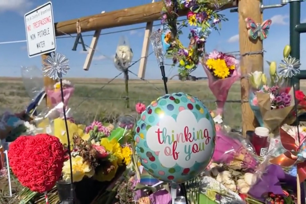 Memorial at scene