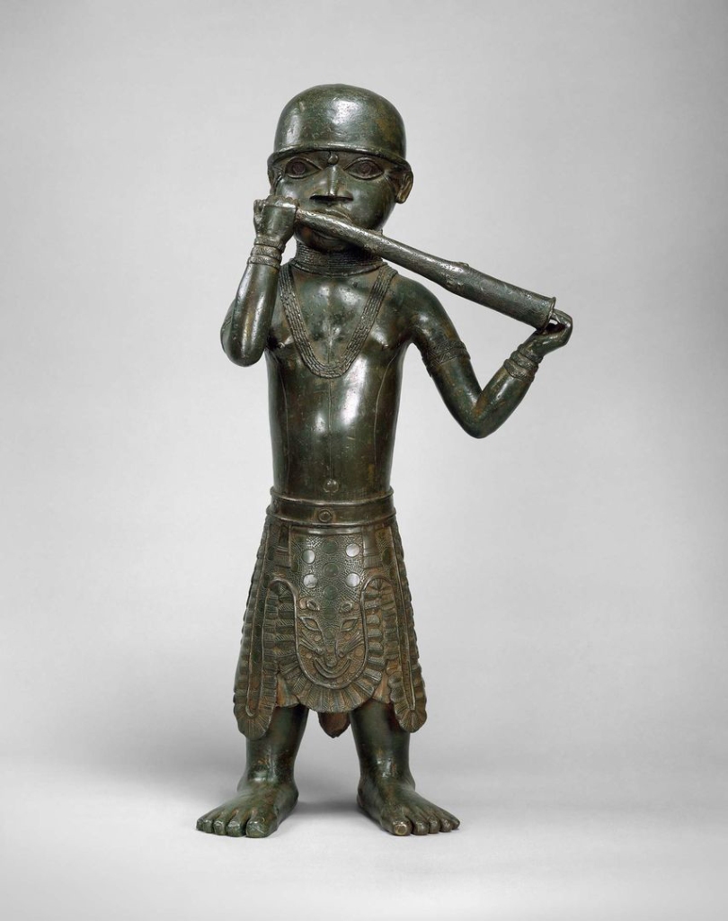 Horn player Benin Bronze