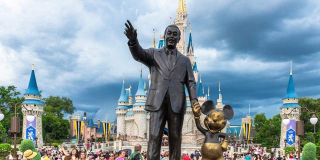 Statue of Walt Disney and Mickey at Disney World