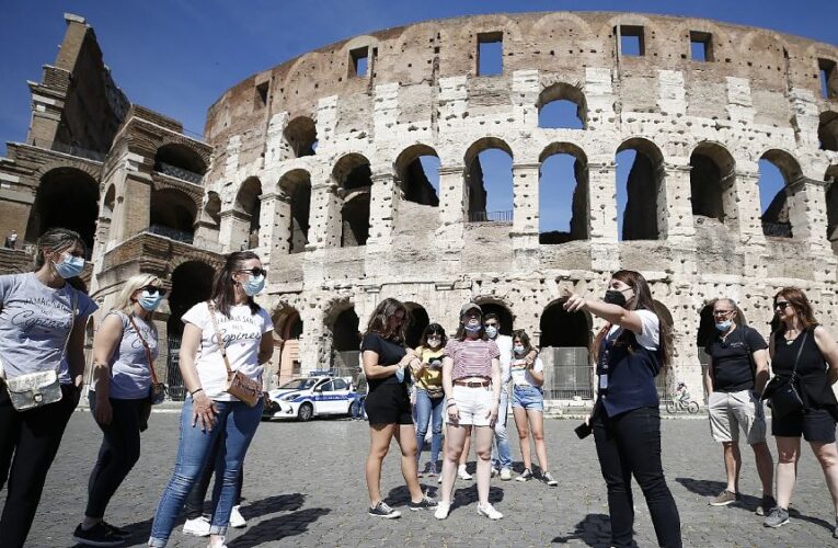 New ad campaign in Italy renews debate about ‘hit-and-run’ tourism