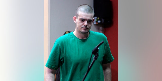 Joran van der Sloot in green T-shirt at court