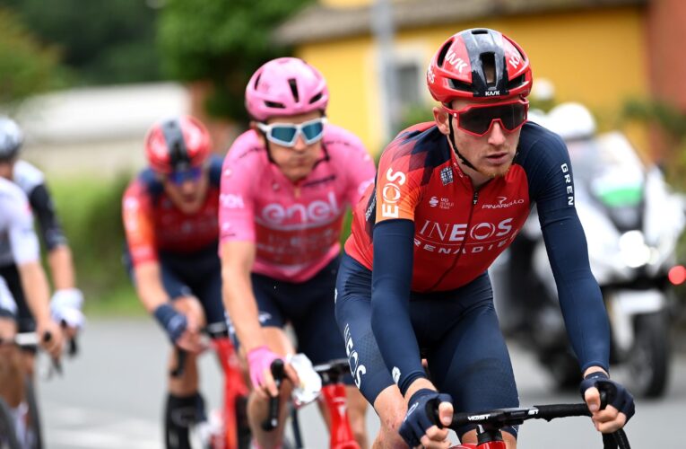 Geraint Thomas and Luke Rowe on ‘gut-wrenching’ Tao Geoghegan Hart exit from Giro d’Italia following crash