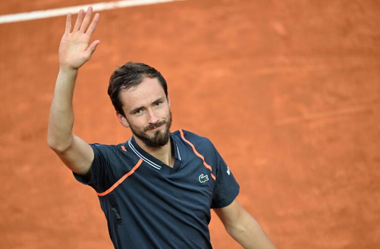 French Open 2023: Day 3 order of play and schedule – When are Daniil Medvedev, Elena Rybakina and Gael Monfils playing?