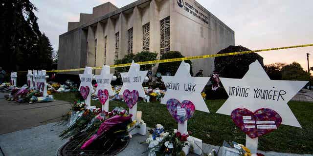 Memorial outside of synagogue