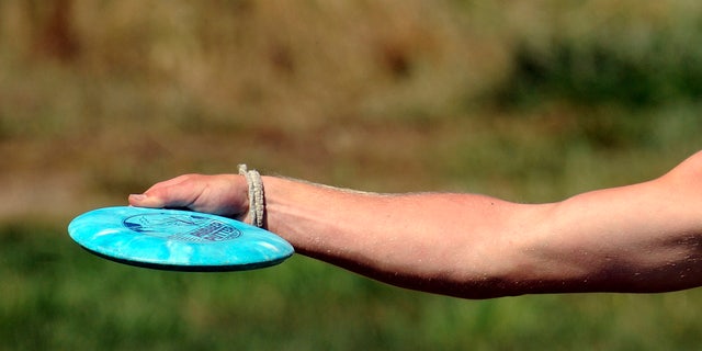 A disc golf game