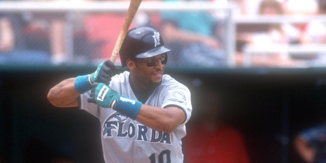 Gary Sheffield waiting to hit