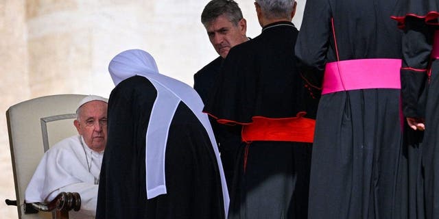 Pope Francis meets Russian Orthodox Anthony of Volokolamsk