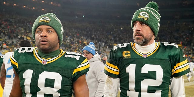 Aaron Rodgers and Randall Cobb after losing in the playoffs