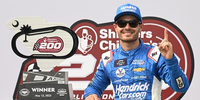 Kyle Larson celebrates win