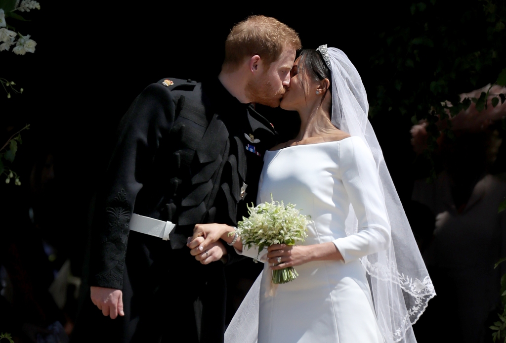 Her dress featured an off-the-shoulder neckline. 