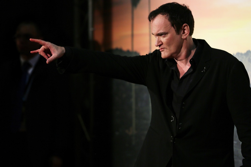 Quentin Tarantino pointing