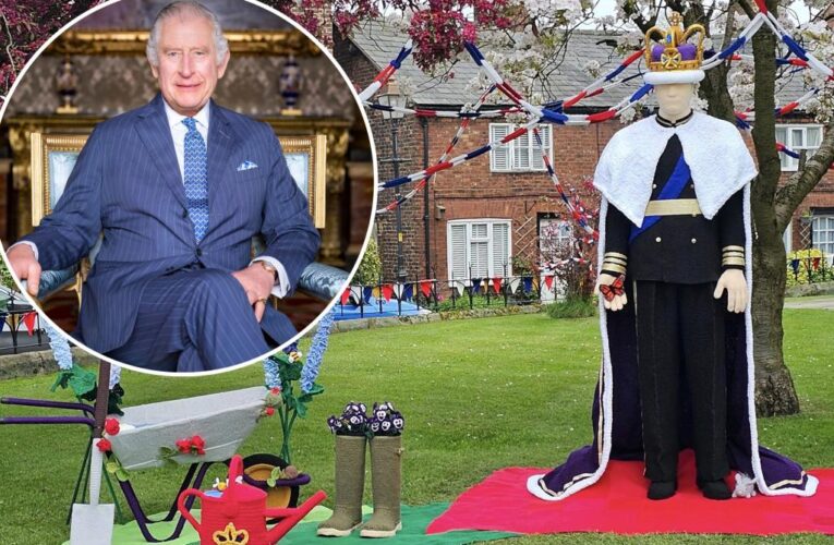 Giant crocheted King Charles knitted and on display for coronation