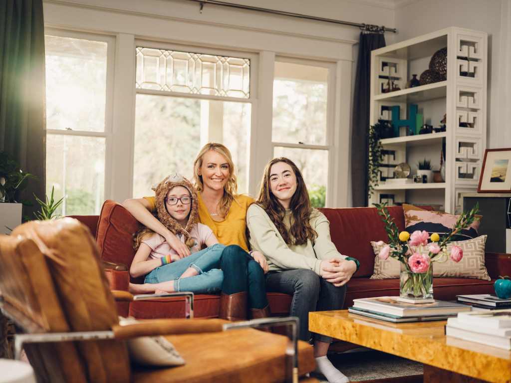 A photo of Heather Armstrong with her two children, Marlo and Leta