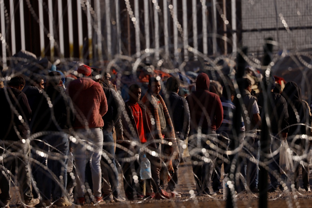 Border officials are struggling to manage the influx of migrants.