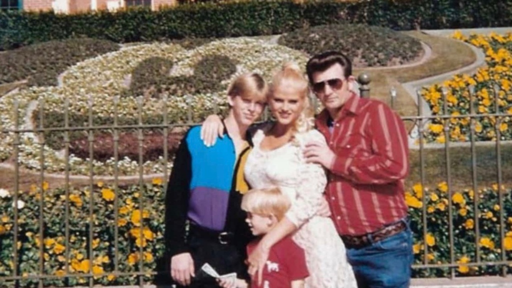 Anna Nicole Smith with brother Donnie (left), father Donald Hogan and son Daniel at Disneyland in 1993. 