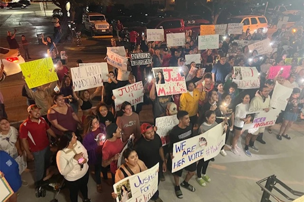 Protestors outside the MPD.