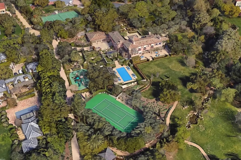 The source told The Sun that the hotel is close to the couple's nearly $15 million home (pictured). 