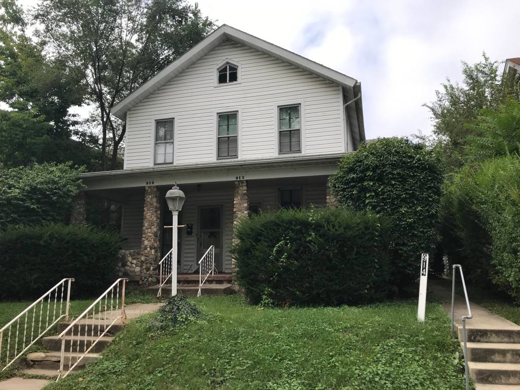 The Lafayette, Indiana home where the Barnetts rented Natalia an apartment.