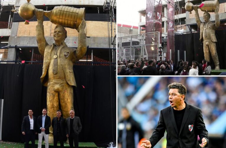 Statue of Argentine soccer legend mocked for bulging crotch
