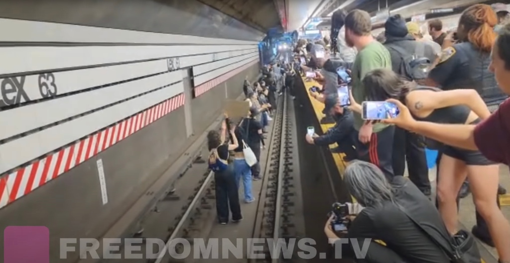 protesters block subway