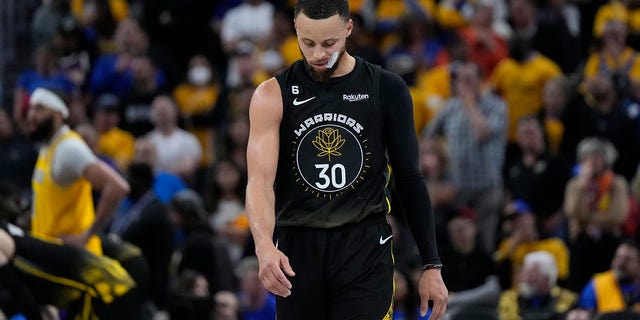 Stephen Curry upset