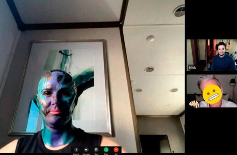 Karen Gillan attended couple’s therapy in full Guardians of the Galaxy makeup