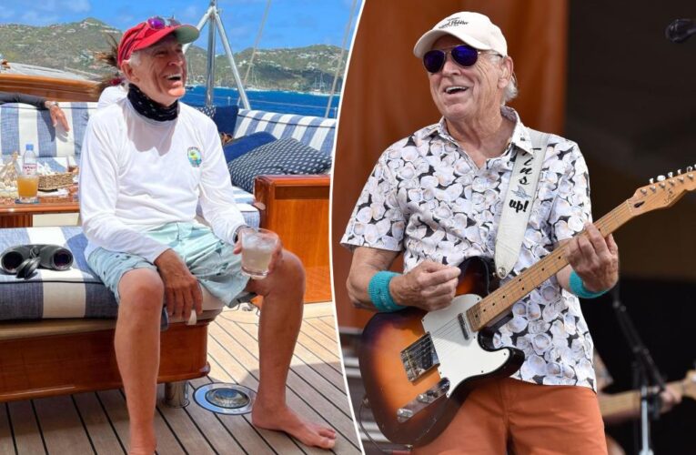 Jimmy Buffett cancels show following hospitalization