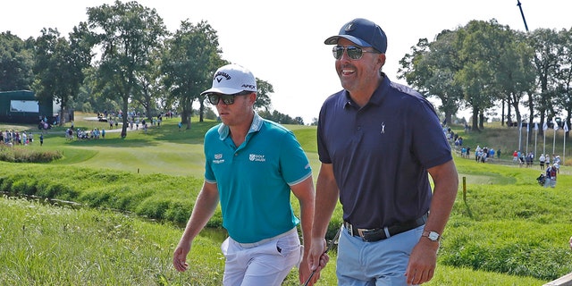 Phil Mickelson and Talor Gooch