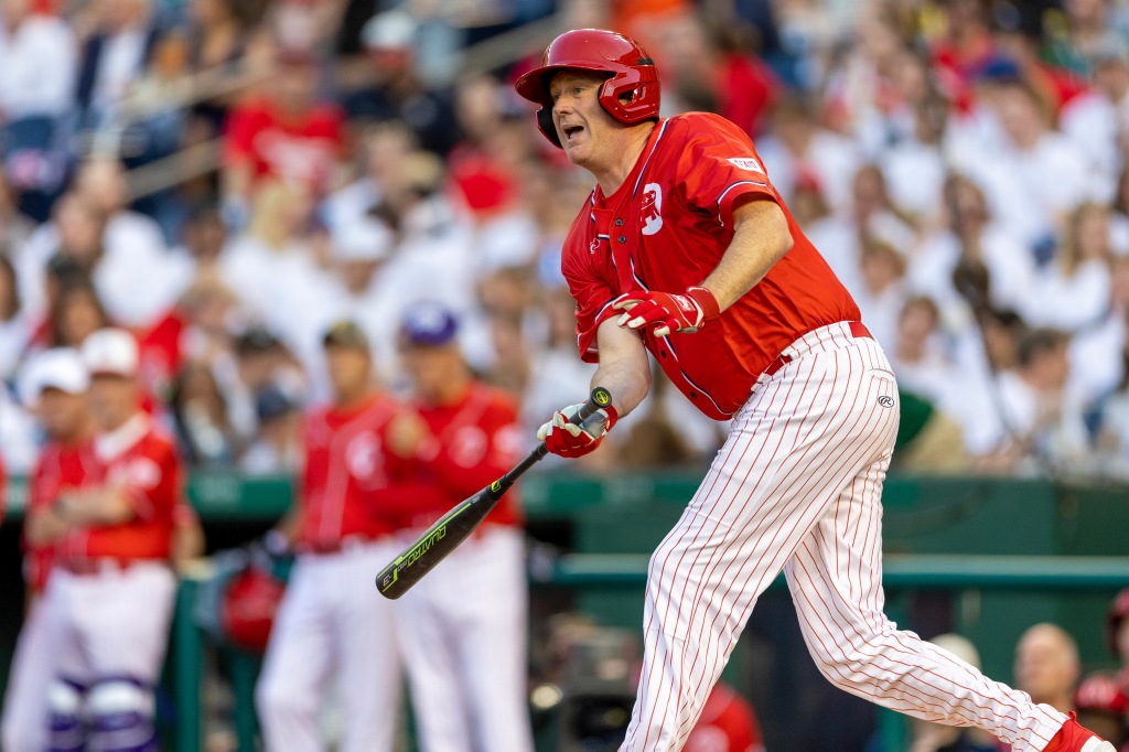 Not to be outdone, freshman Sen. Erick Schmitt (R-Mo.) crushed a ball in the third inning for a bases-loaded triple. 