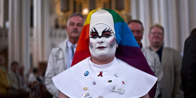 member of Sisters of Perpetual Indulgence in makeup