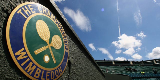 The Wimbledon logo in 2007