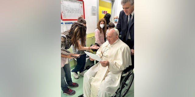 Pope Francis Gemelli hospital