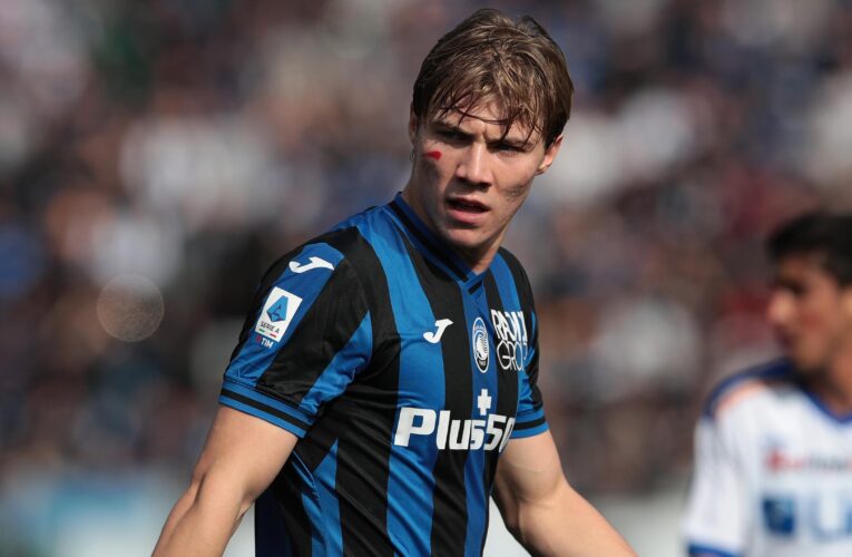 Manchester United look set to miss out on £86m Atalanta striker Rasmus Hojlund – Paper Round