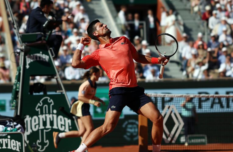 Novak Djokovic advances to fourth round with hard-fought win over Alejandro Davidovich Fokina at French Open