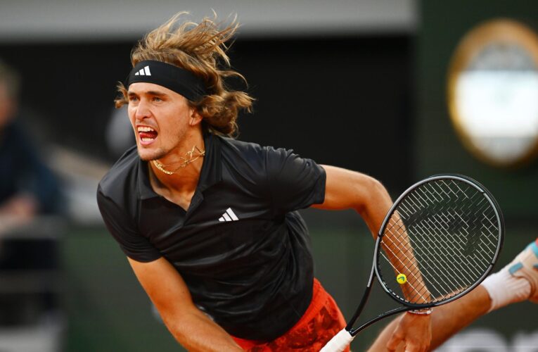 French Open 2023: Alexander Zverev sweeps past wasteful Grigor Dimitrov to reach quarter-finals