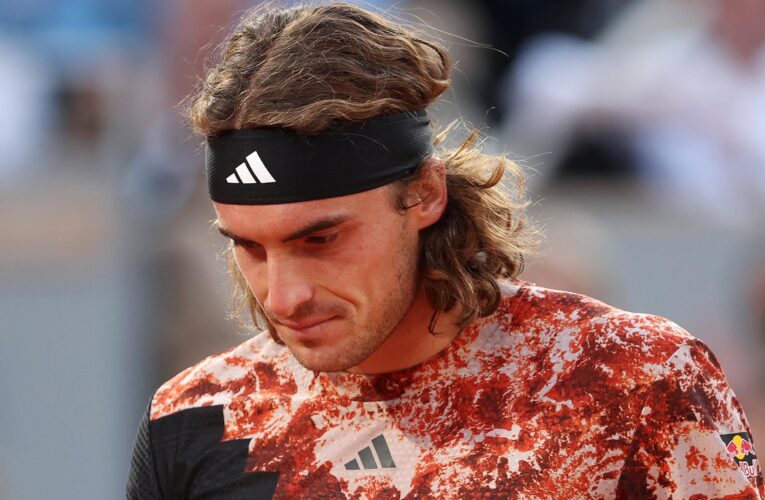 Stefanos Tsitsipas to cut out naps and melatonin after flat display in Carlos Alcaraz loss at French Open