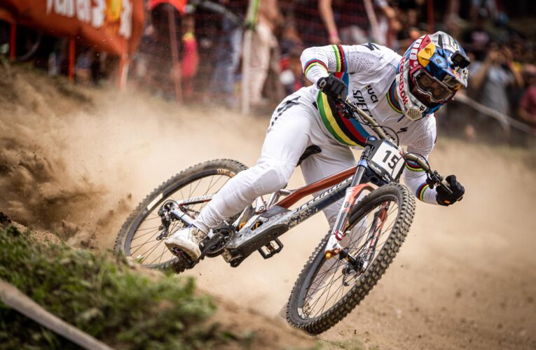 UCI Mountain Bike Downhill World Cup – Elite women and elite men semi-finals LIVE