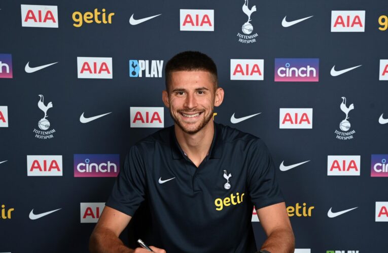 Tottenham sign goalkeeper Guglielmo Vicario from Serie A club Empoli on five-year deal to replace Hugo Lloris