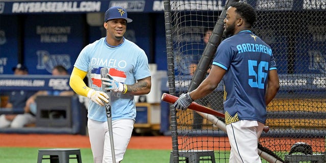 Wander Franco takes batting practice before a game