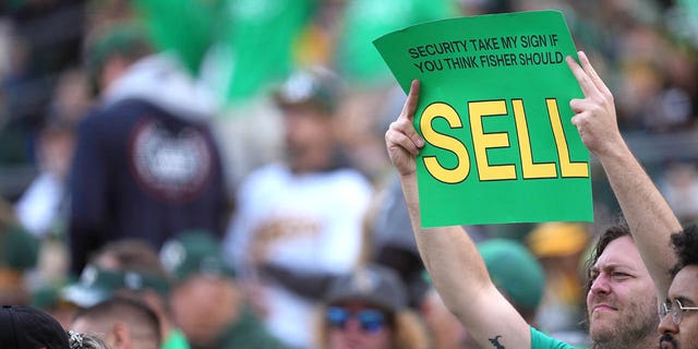 A's fans run a reverse boycott