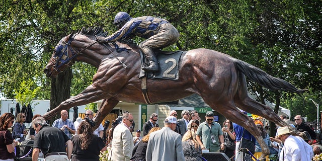 Horse statue at Belmont Park