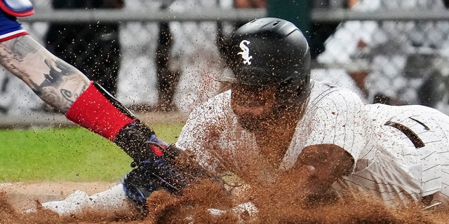 Elvis Andrus is ruled safe