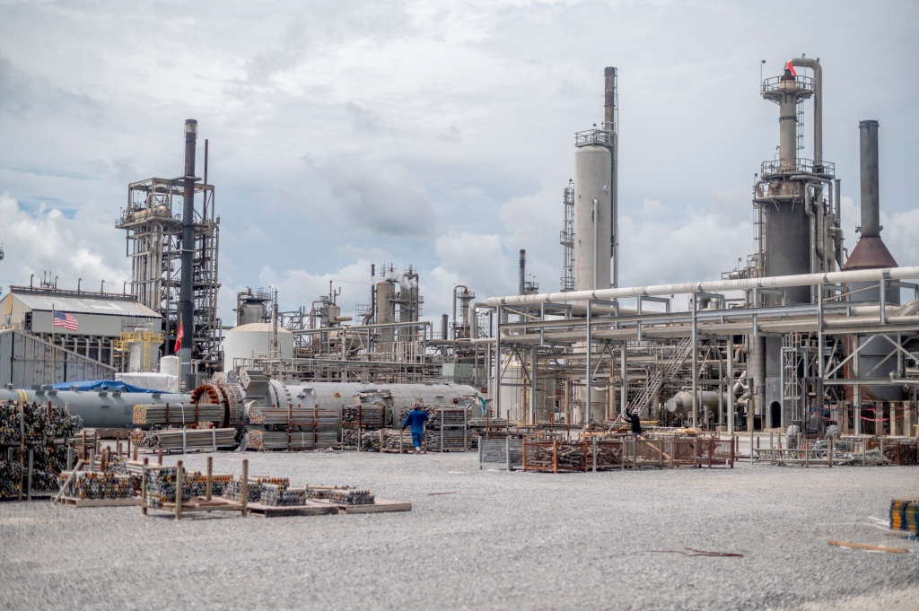 The CF Industries fertilizer complex in Donaldsonville, La. is shown.