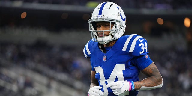 Isaiah Rodgers of the Colts warms up before a game