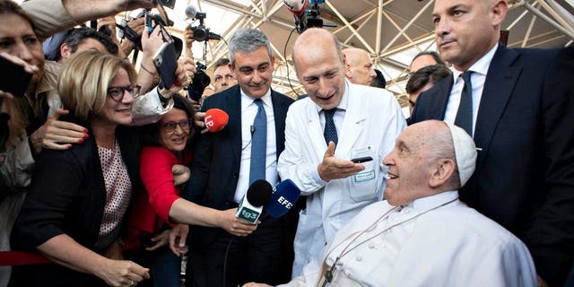 Pope Francis and his surgeon