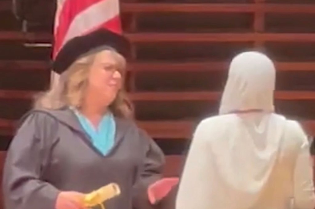 Principal Lisa Mesi wouldn't allow the young teen to take her diploma since the audience chuckled as she did the dance move.